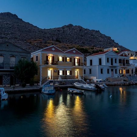 Perla Di Mare Lägenhet Symi Exteriör bild