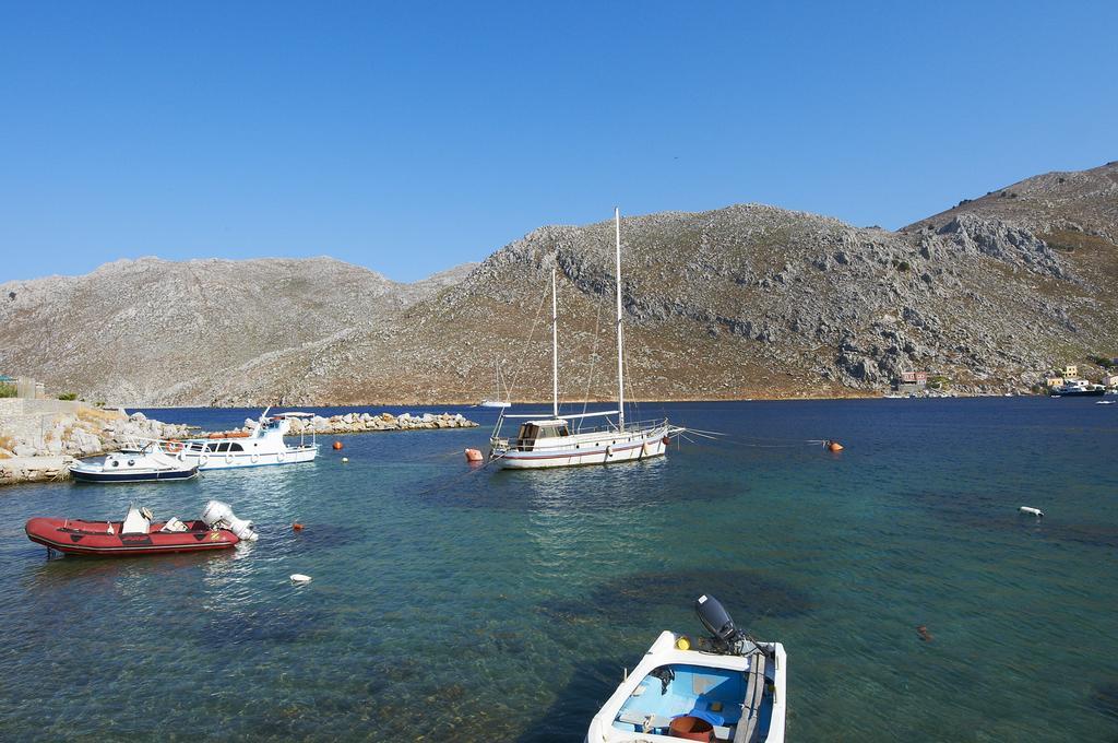Perla Di Mare Lägenhet Symi Exteriör bild
