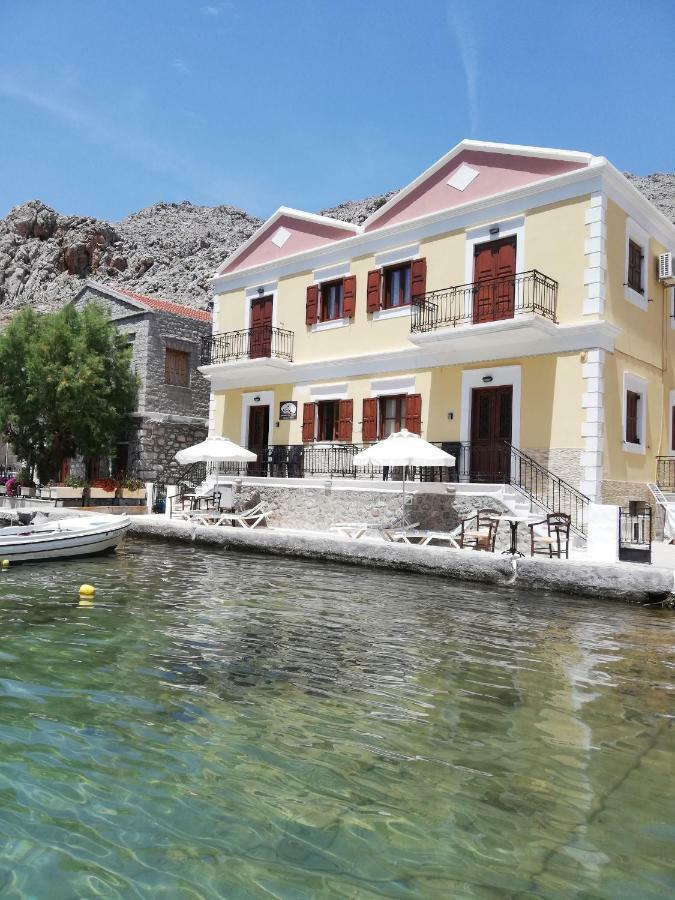 Perla Di Mare Lägenhet Symi Exteriör bild